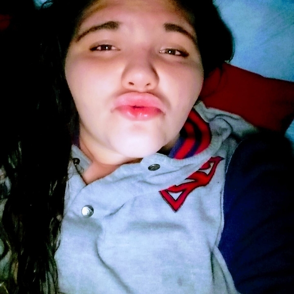 Meet your Posher, Carol - Picture 1 of 1